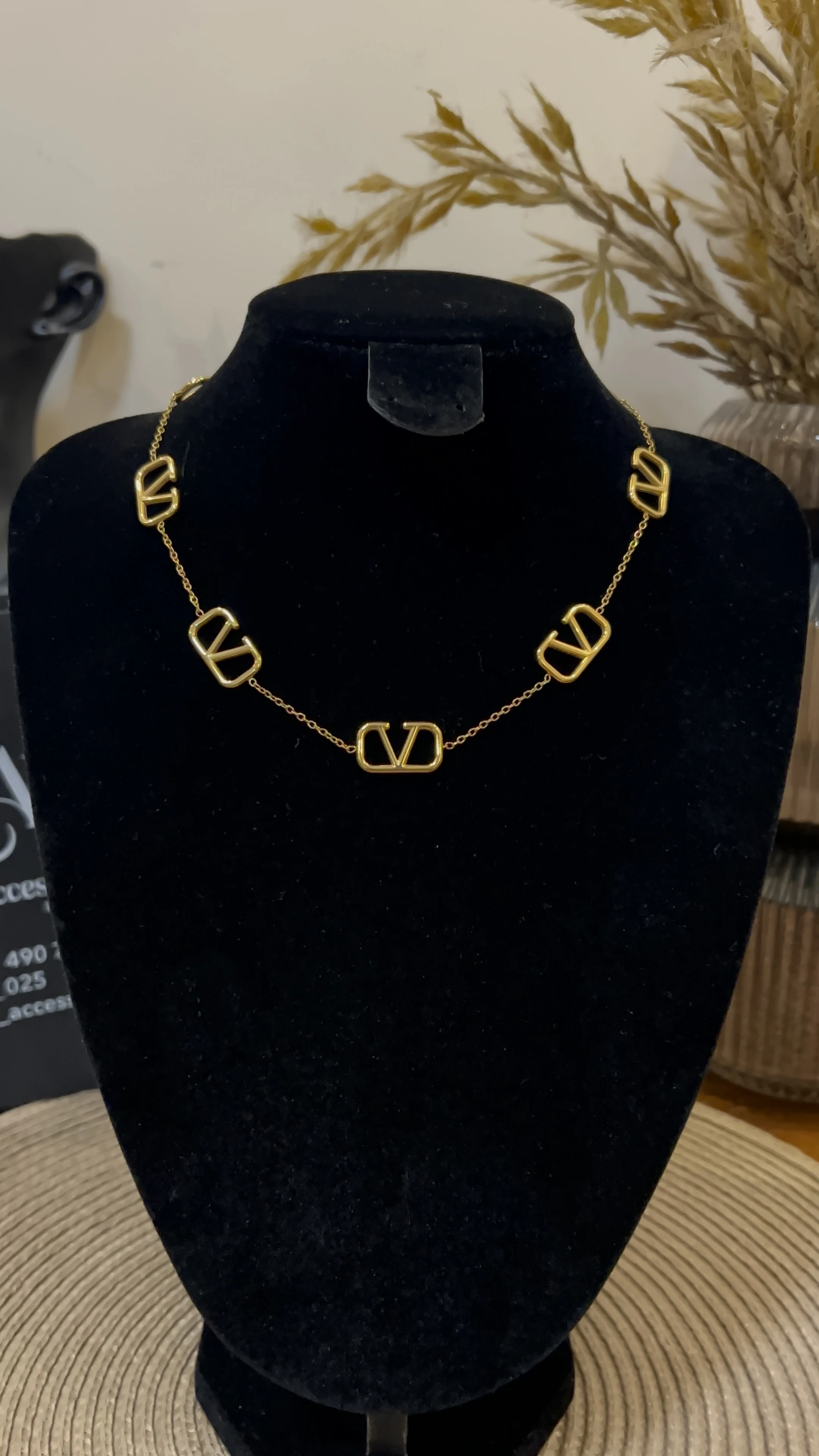 Collier Valentino